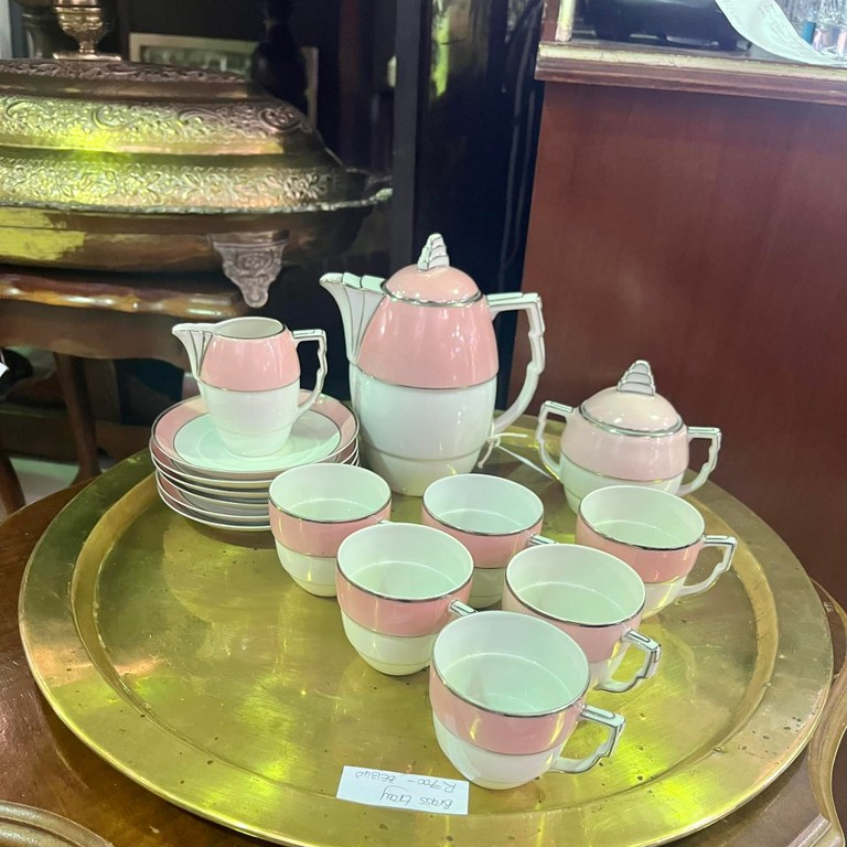 ALP Czech Art Deco 15-piece tea set, c1930’s: R2,500