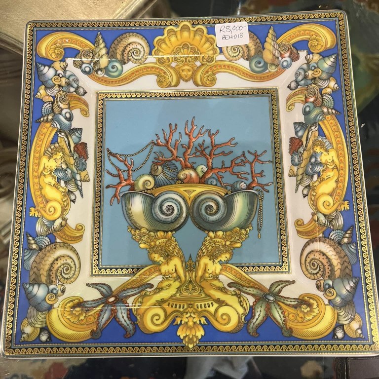 VERSACE FOR ROSENTHAL 'TRÉSORS DE LA MER' BOWL WITH RAISED SIDES, 3.5 X 21,5 X 21,5CM