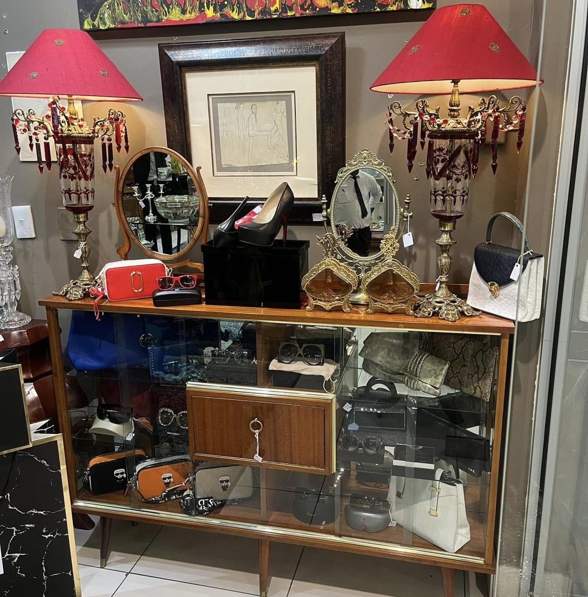 Mid-century teak glazed display/drinks cabinet, circa 1960
