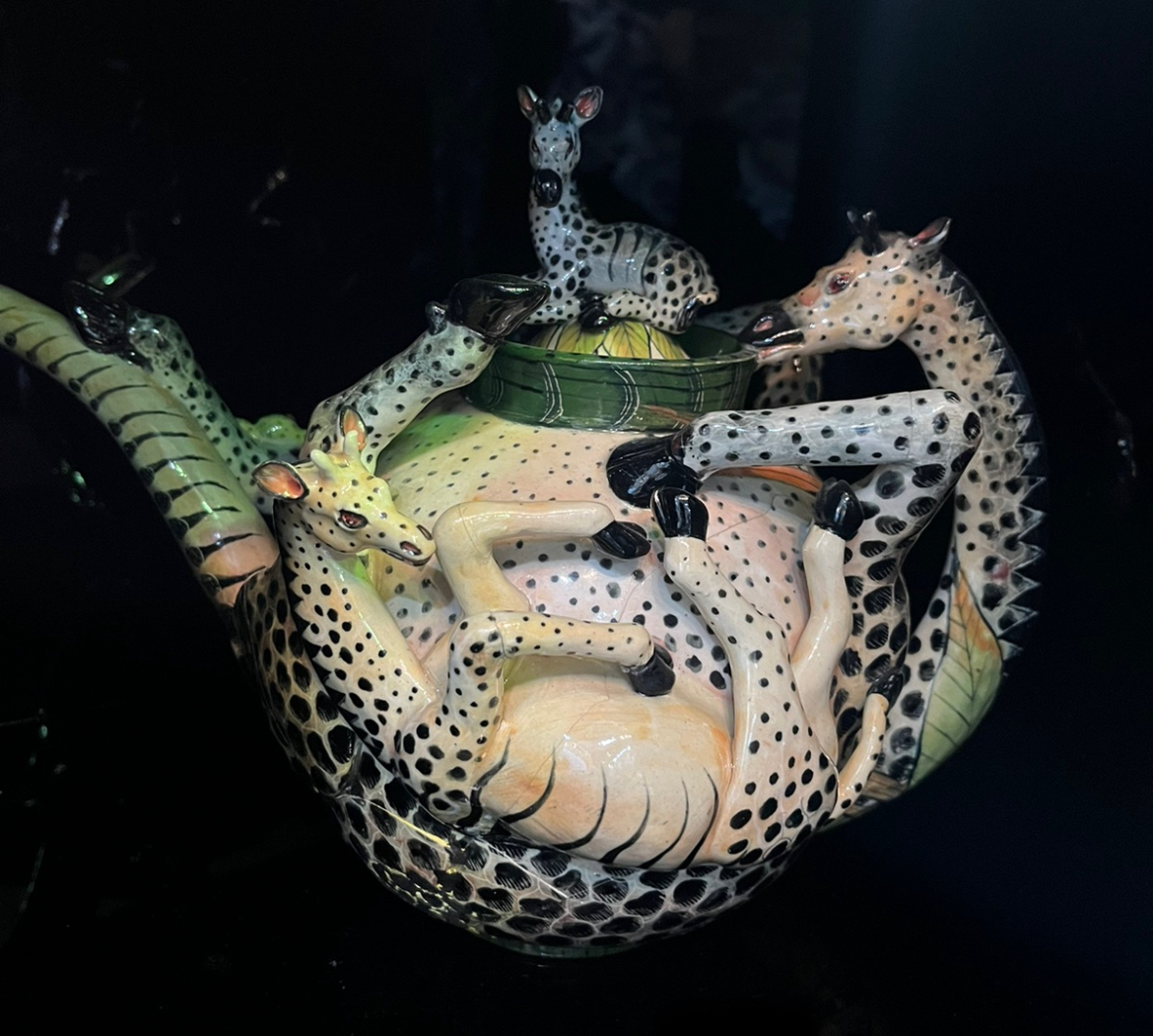 Ardmore giraffe teapot