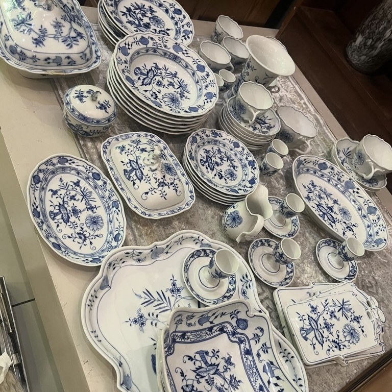 Meissen Germany Blue Onion dinner set, c1930s