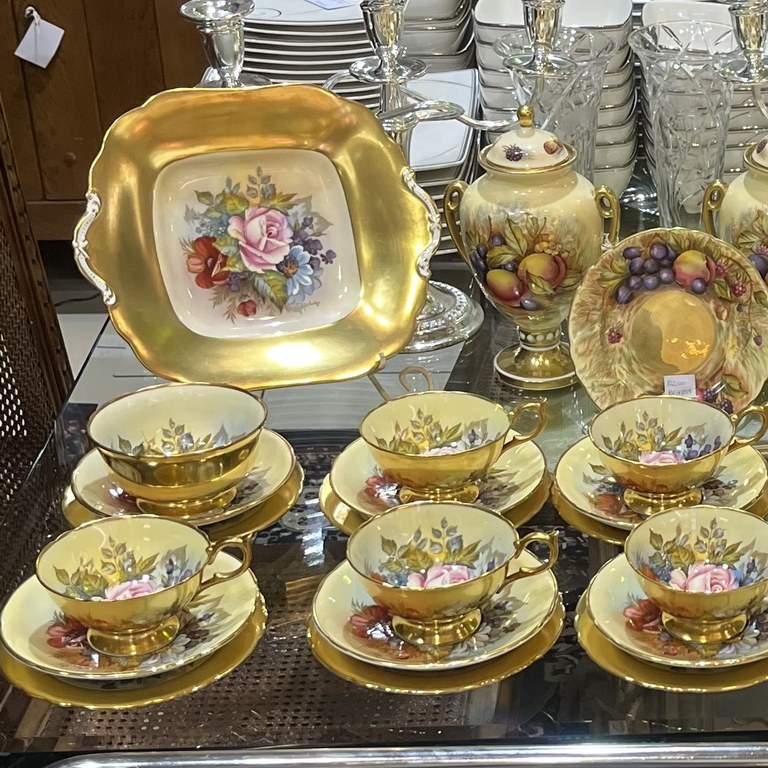 Aynsley Gold Cabbage rose tea set, signed by JA Bailey