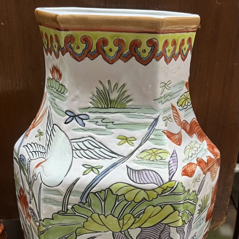 Vintage Chinese vase