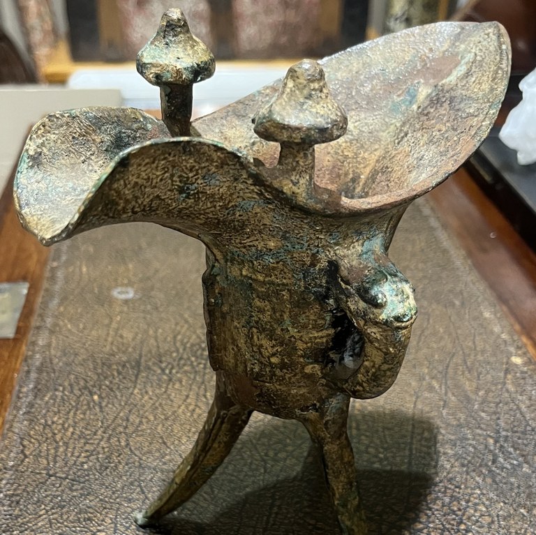 Antique Japanese bronze Jue vessel