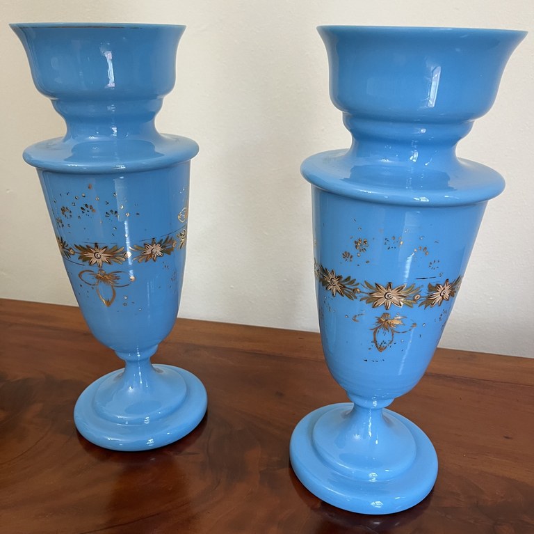 Pair of blown and painted blue opaline footed vases, 19th Century: R8,000