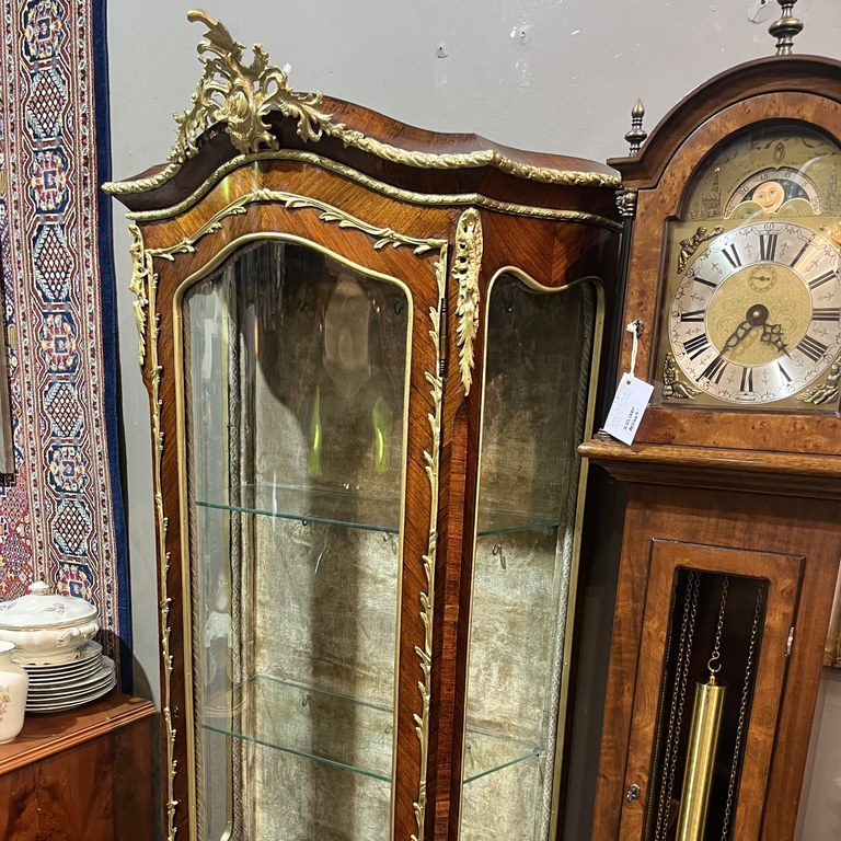 French kingwood Vernis Martin gilt-metal mounted vitrine cabinet: POR