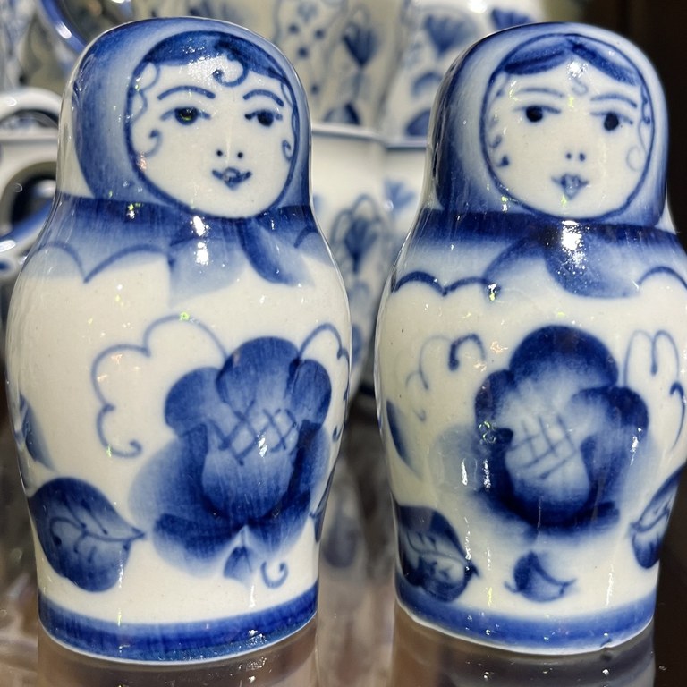 Russian Blue & White salt & pepper pots - R800