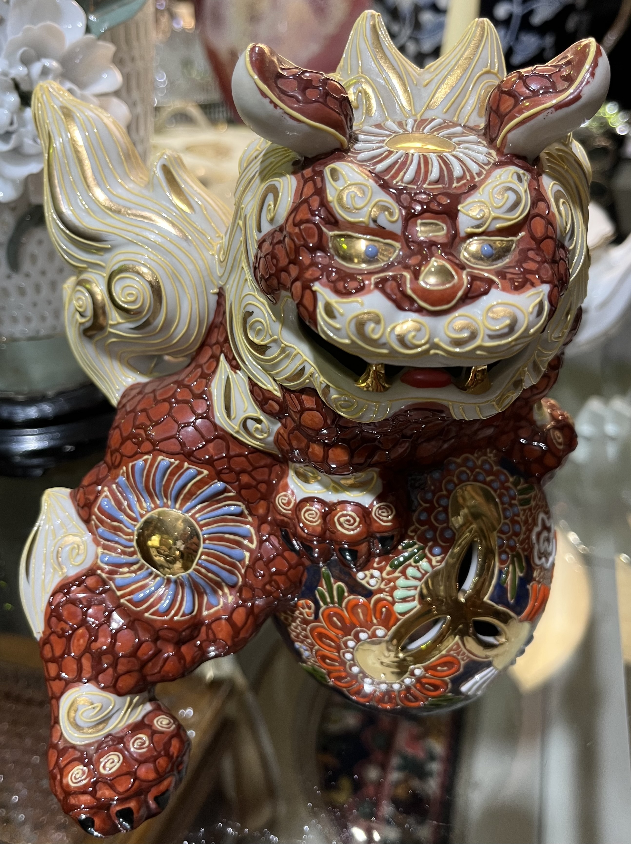 Japanese porcelain satsuma foo dog - R3,500