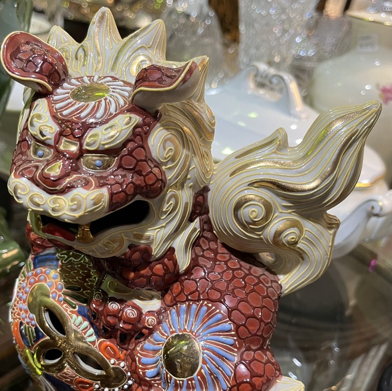 Japanese porcelain satsuma foo dog - R3,500