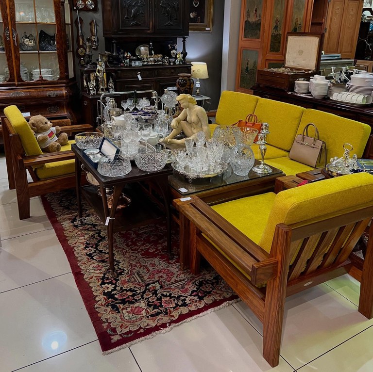 Lounge suite by John Tabraham for Kallabach, mid-Century: R40,000