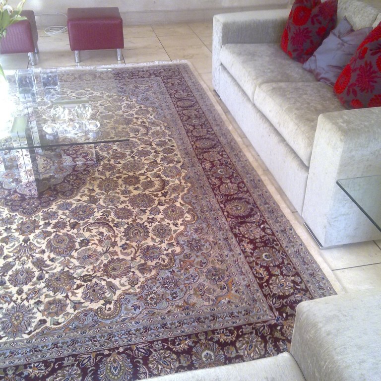 No 12 Carpet Description: Agra