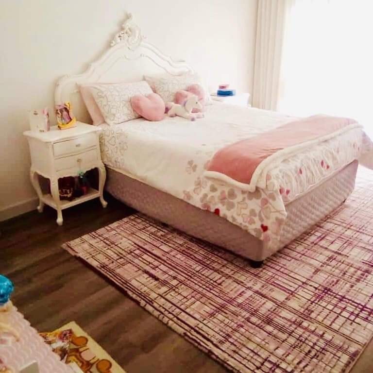 No 470 Ghorbany Collection: Zaya