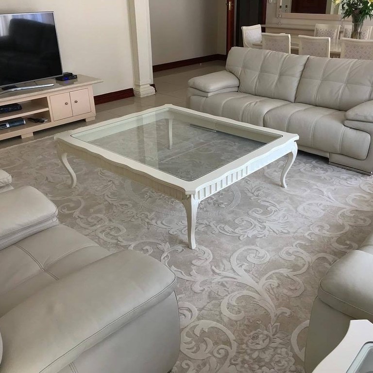 No 121 Ghorbany Collection: Madame