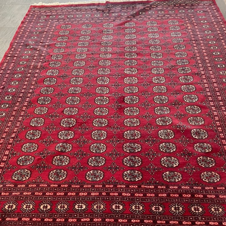Pakestanian rug 351x247: R15,999