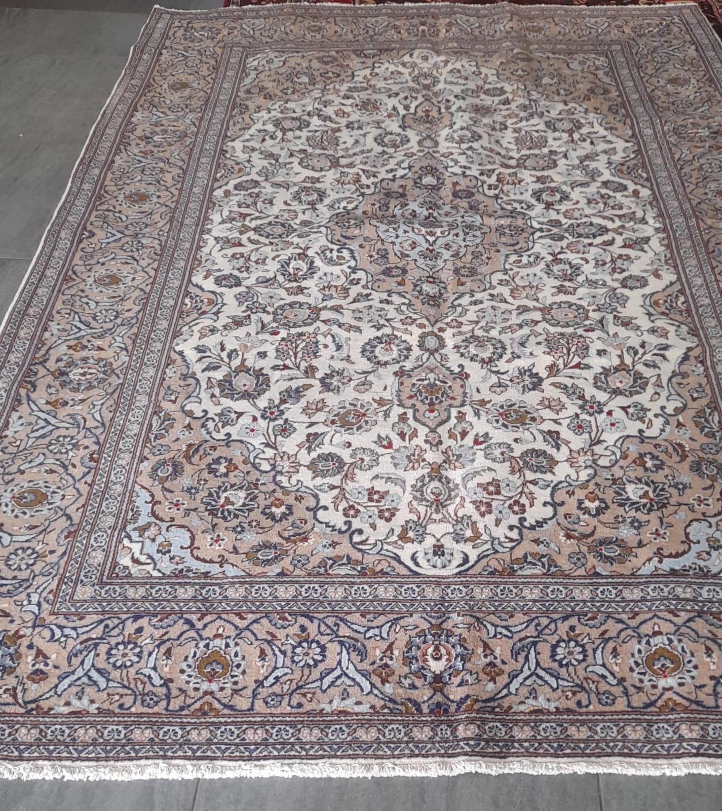 Kashan 300x200: R29,999