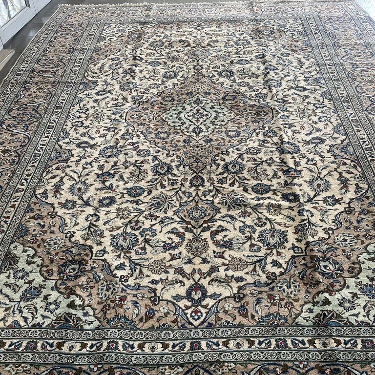 Kashan 393x294: R49,999
