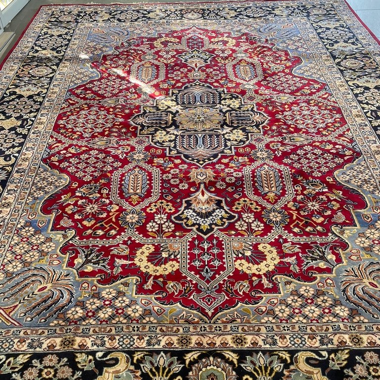 Kashan 377x300: R49,999