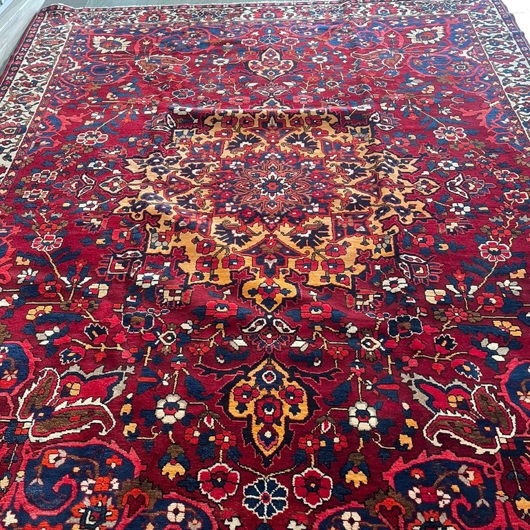 Bakhtiari 354x272: R29,999