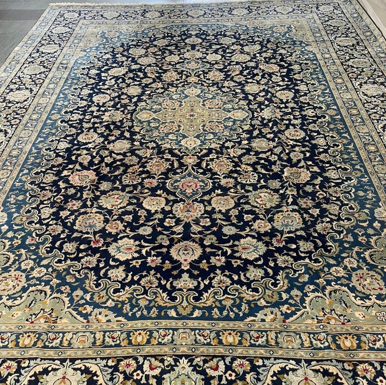Kashan 429x320: R49,999