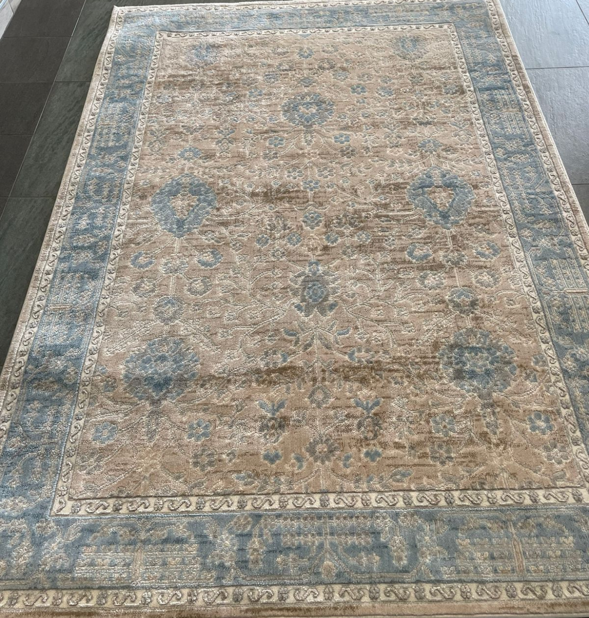 Modern 228x160: R6,999