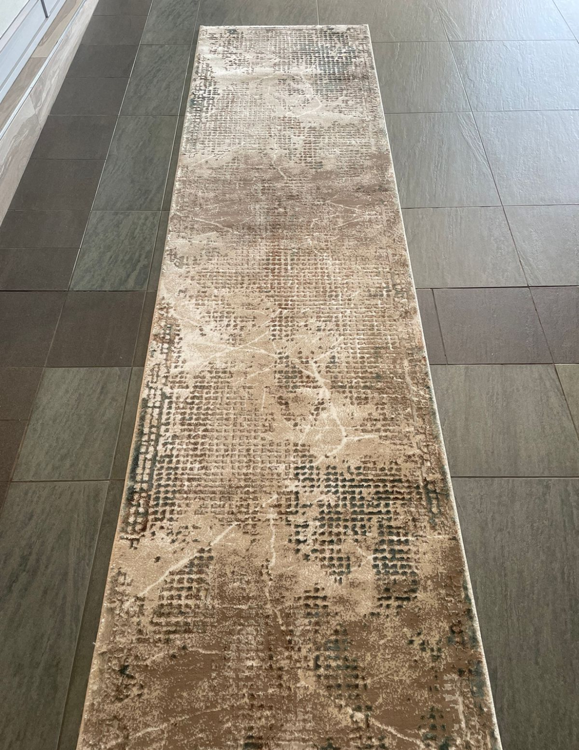 Modern 300x80: R3,99