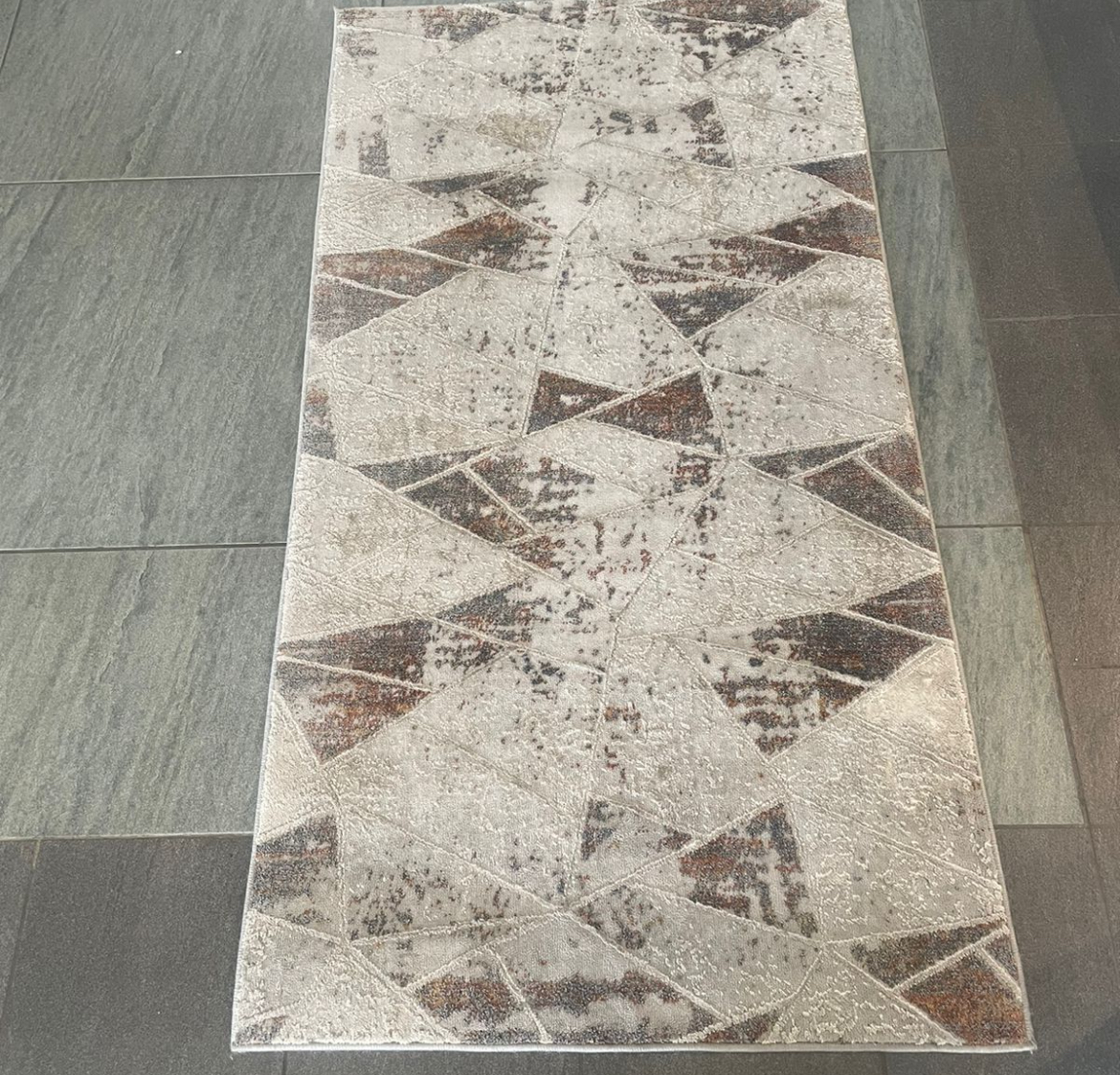 Modern 150x80: R1,999