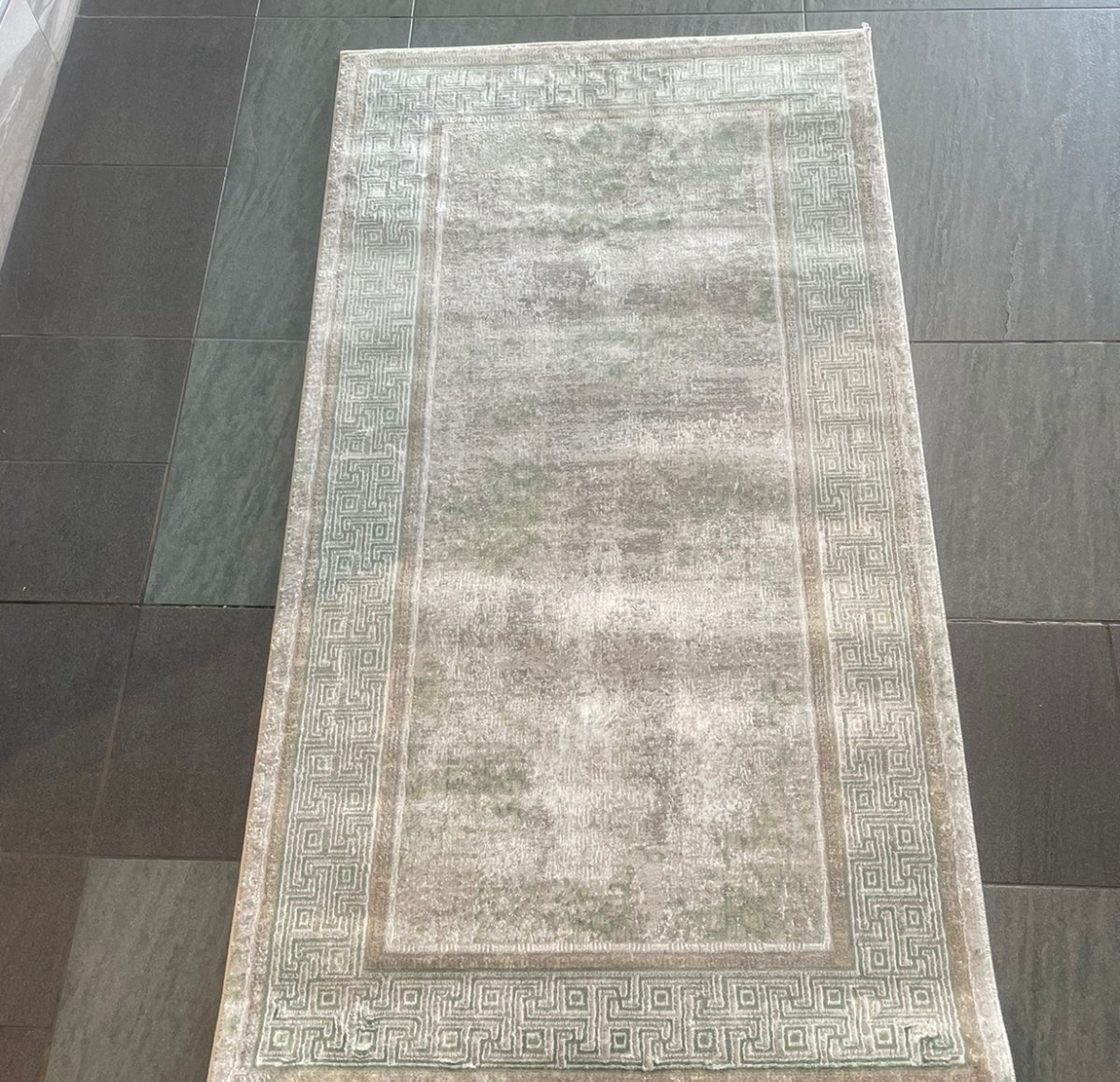 Modern 150x80: R1,999