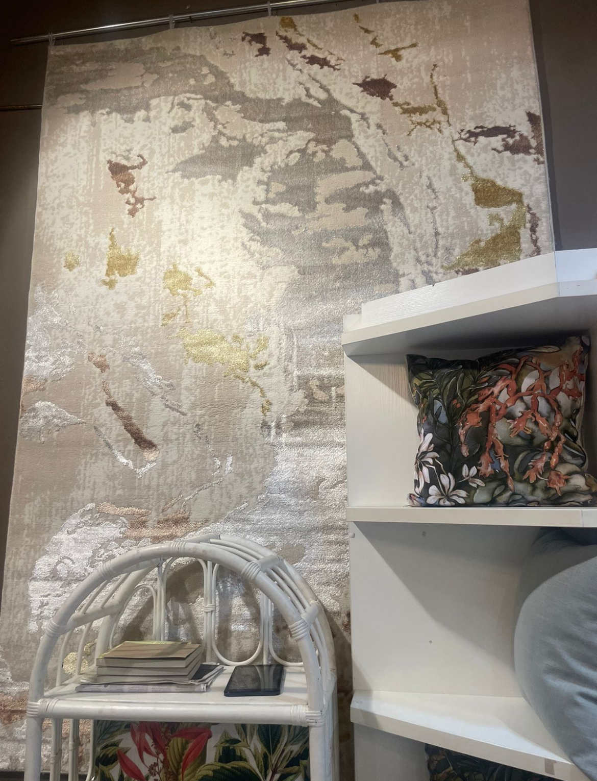 Modern 230x160: R6,999