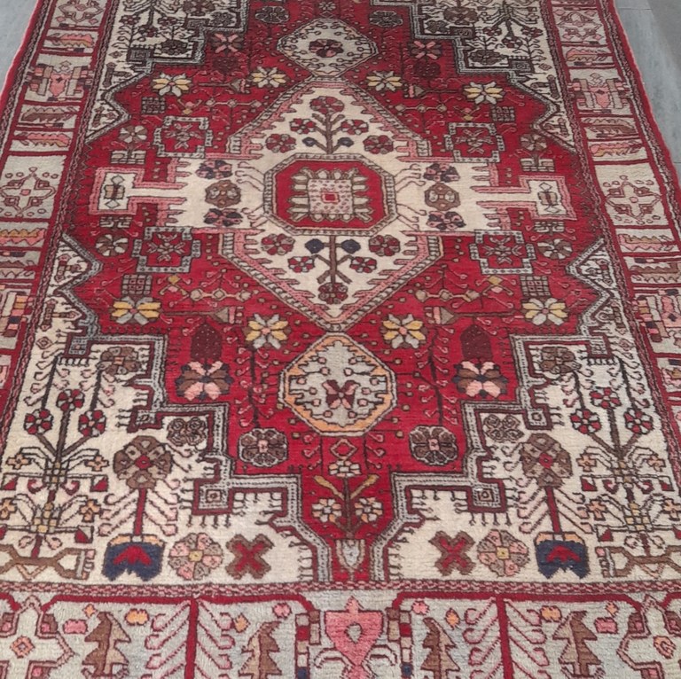 Hamadan 217x155: R8,999