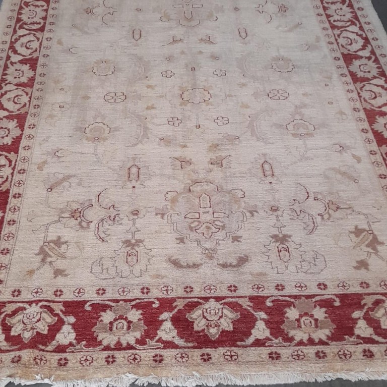 Chobi 272x183: R19,999