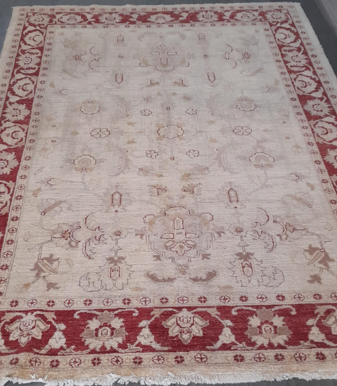 Chobi 272x183: R19,999