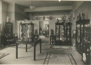 Dealer Focus: Bluett & Sons