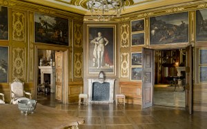 From Weavers to Princes