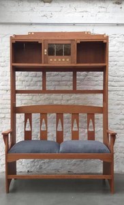 Gustave SERRURIER-BOVY (1858-1910) Meuble d’antichambre formant banquette.