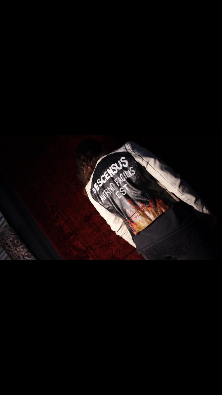 Instagram: @withlovefrom_hell