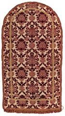 Chiseled velvet panel, Italy, Florence, 16th century, cream background with gold grid, red decoration of pomegranates exploded in a network of ribbons, gold braid (winding composed of old elements). To compare with: Isabelle Errera, Collection d'Anciennes Étoffes, p. 136, n ° 279 - Doretta Davanzo Poli, Tessuti Antichi, Musei Civici Veneziani, p. 57, n ° 39 - Doretta Davanzo Poli, Seta & Oro, La Collezione Tissile di Mariano Fortuny, pp. 26 & 27, n ° 18. 1, 53 x 0, 82 m. Former Charles Ratton collection. Estimate 300 - 500 EUR. SOLD for 6,200 EUR