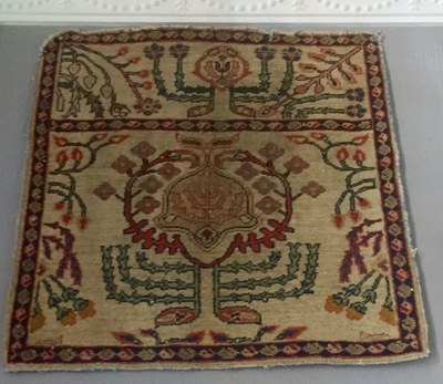 Tips from the Rugdealer: How to become a Persian carpet collector